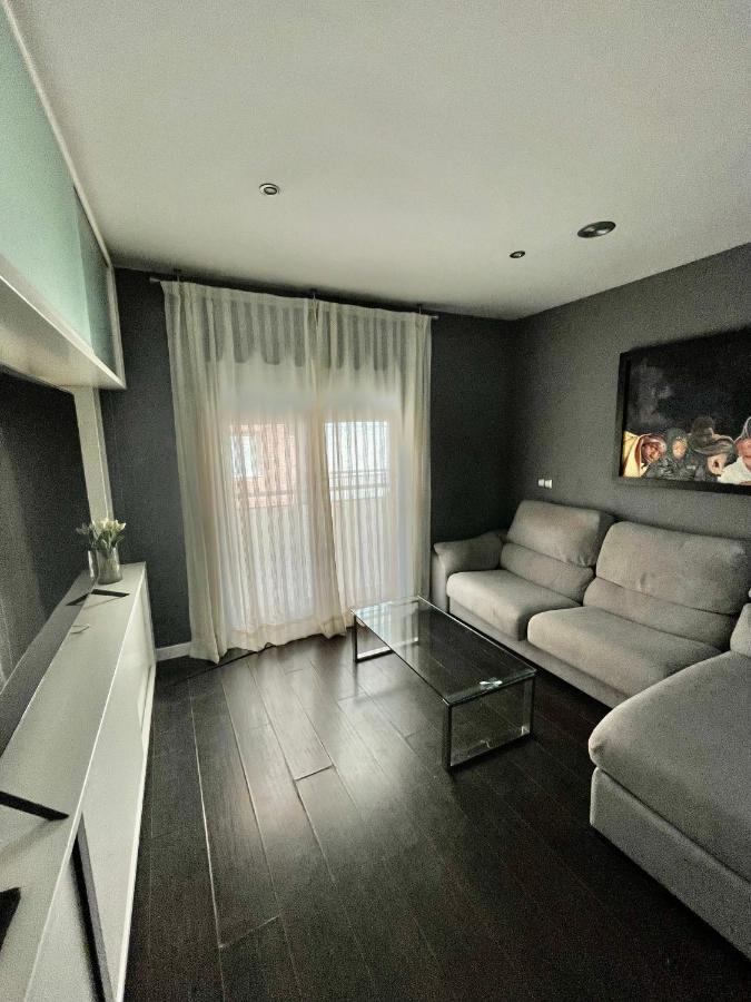 Moderno Apartamento Con Plaza De Garaje En Pleno Centro De Almería Eksteriør bilde