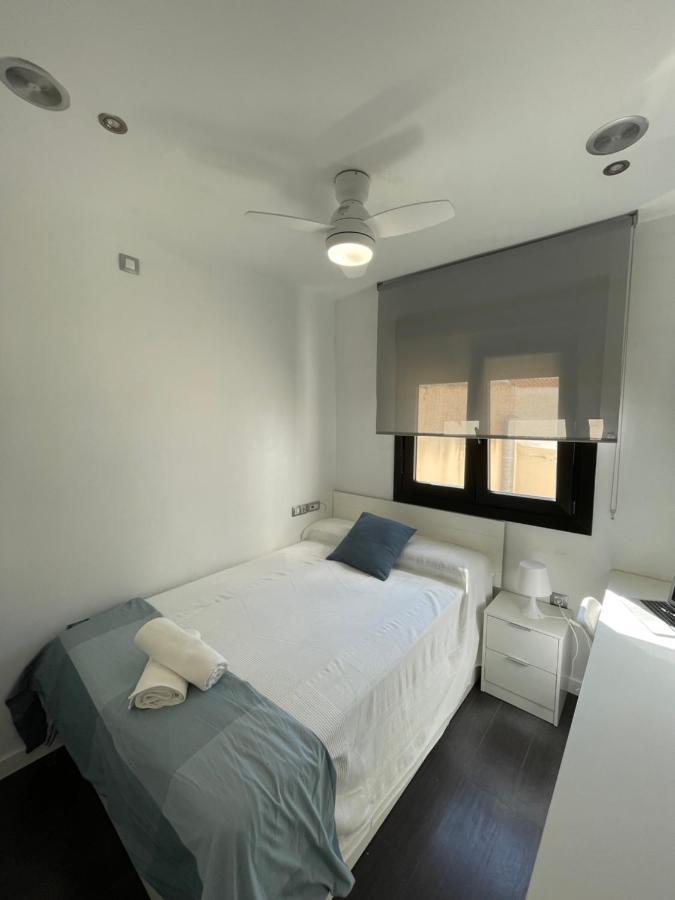 Moderno Apartamento Con Plaza De Garaje En Pleno Centro De Almería Eksteriør bilde