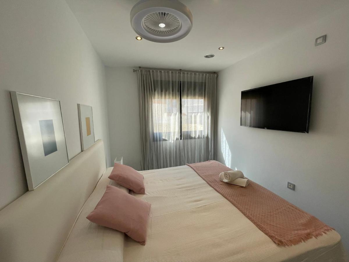 Moderno Apartamento Con Plaza De Garaje En Pleno Centro De Almería Eksteriør bilde