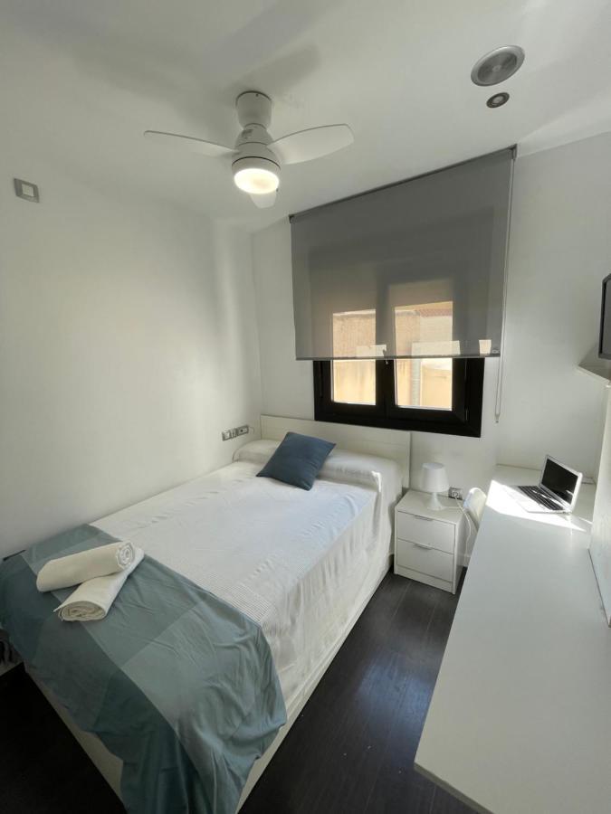 Moderno Apartamento Con Plaza De Garaje En Pleno Centro De Almería Eksteriør bilde