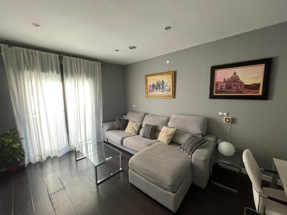 Moderno Apartamento Con Plaza De Garaje En Pleno Centro De Almería Eksteriør bilde